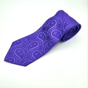 Elegant Purple Paisley Tie